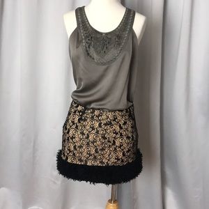 Faux fur trim lace skirt